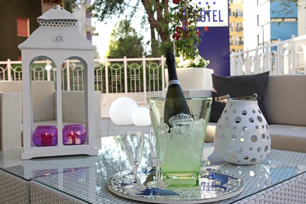 Hotel Bel Air Ричоне Екстериор снимка